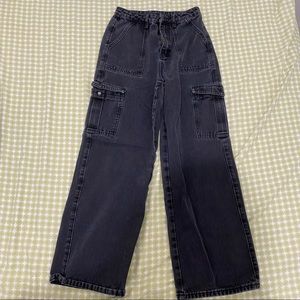 black cargo jeans